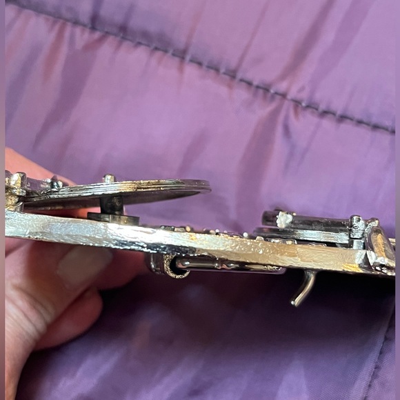 Turntable Belt Buckle - Picture 6 of 6
